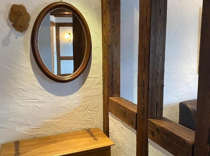 Apartmenthaus Eurenerstrasse 179 Lägenhet