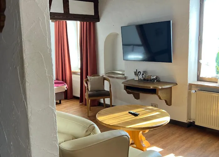 Apartmenthaus Eurenerstrasse 179 *