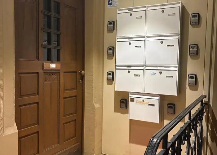 아파트 Apartmenthaus Eurenerstrasse 179 *