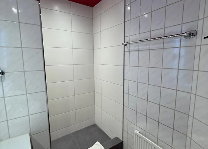 Apartmenthaus Eurenerstrasse 179 Lägenhet